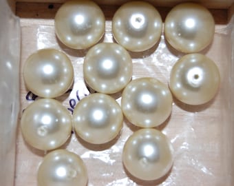 2 perles rondes verre de boheme 16mm nacré  ivoire