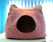 Cozy cat cave.Pink cat house-Cat bed Handmade-felted-from-100-Natural-sheep-wool.(Shipping Free)