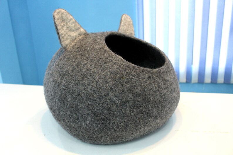 Cat Head Natural Gray Handmade Felted Wool Beds For Your Cat Cat Lovers Gift Made From Pure Natural Wool image 2