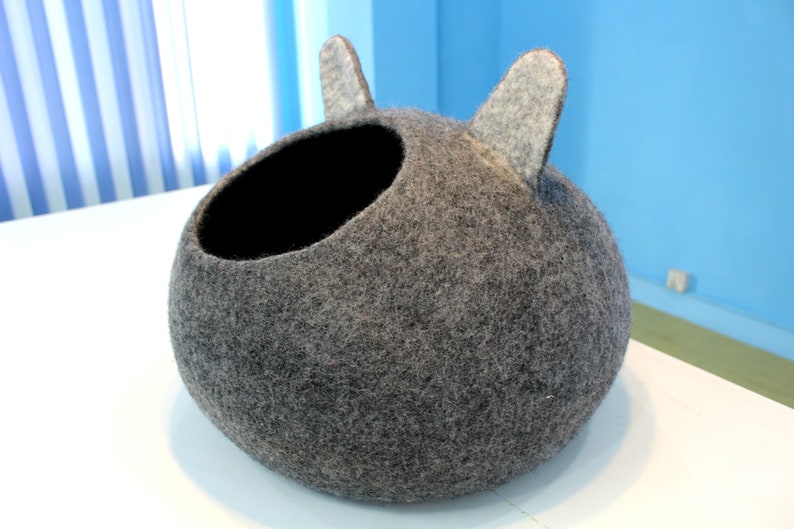 Cat Head Natural Gray Handmade Felted Wool Beds For Your Cat Cat Lovers Gift Made From Pure Natural Wool image 3