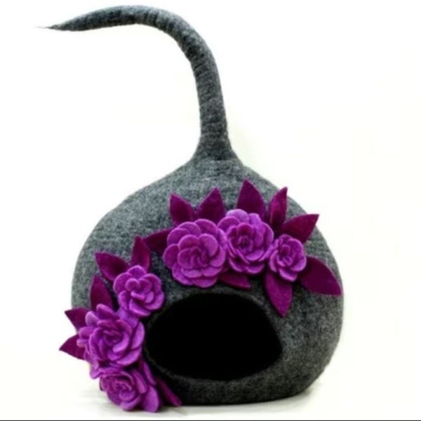 Floral Design Large Cat Beds| Handmade Wool Cat Cave | Warm and Comfortable Cat House| Woolen Pet Bed for Your Kitties Nap!