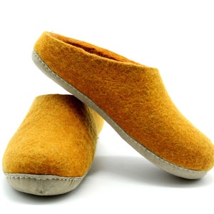 Felt Adult Slipper (EU size 36 to 46)| Handmade Unisex Adult House Slip-on with Suede Sole| Warm Winter Slipper
