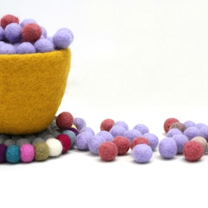 1 Cm Felt Balls, Felted Wool Balls, Handmade Wool Felt Balls, Pom Pom Balls  CHOOSE YOUR OWN Colors of Felt Balls 