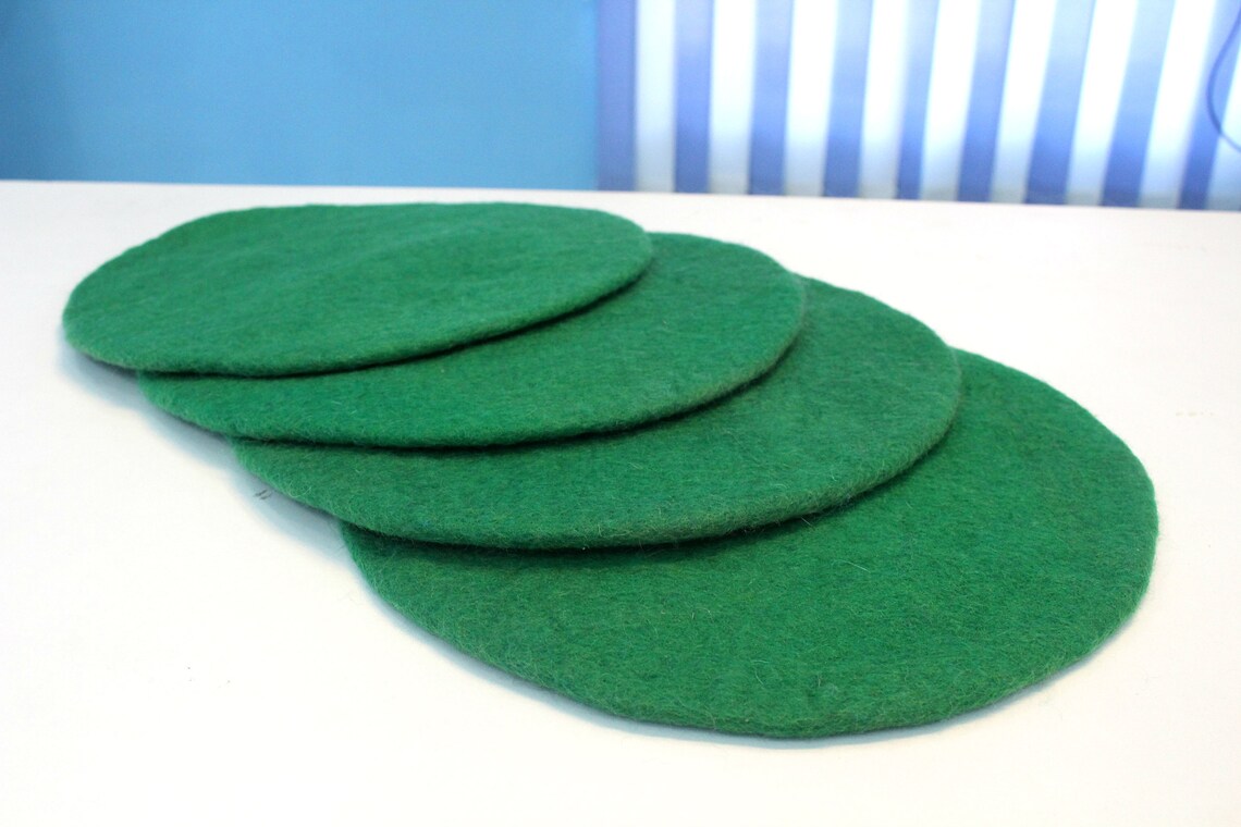 Green Round Felt Place Mat.33 cm .Gift placemat modern Etsy