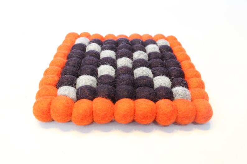 wool ball trivet