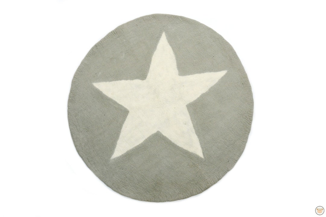 Felt Star Nursery Rug Round Rug for Kids Room Handmade Play Mat Felt Carpet Ecofriendly and Non