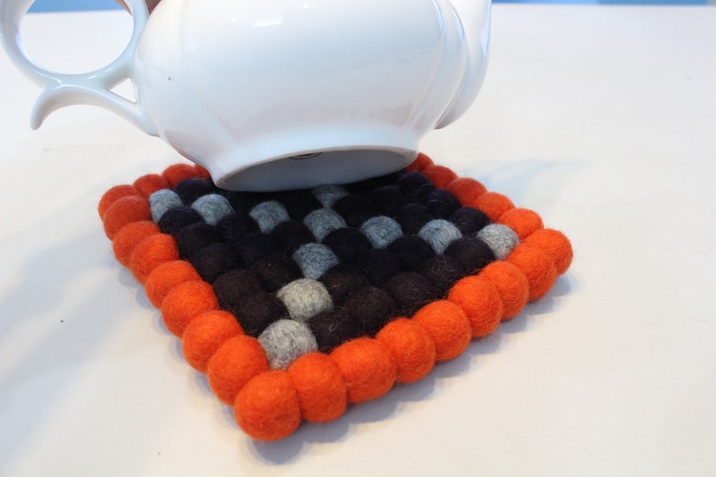 felt ball trivet