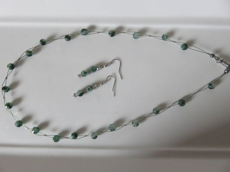 Dark and light mottled green beaded necklace Green wire twist necklace set Necklace /& earrings Set