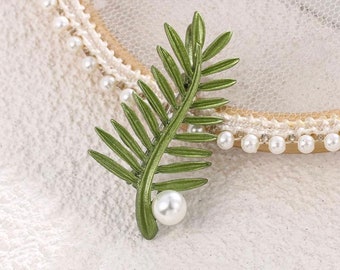 Green fern leaf vintage brooch, pin