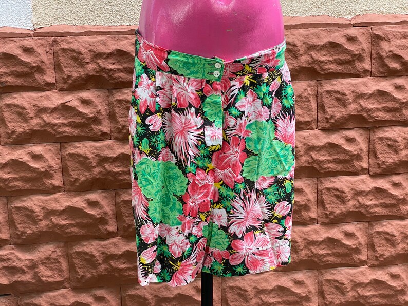Vintage botanical shorts, size EU 40, Vintage botanical shorts, size EU 40,