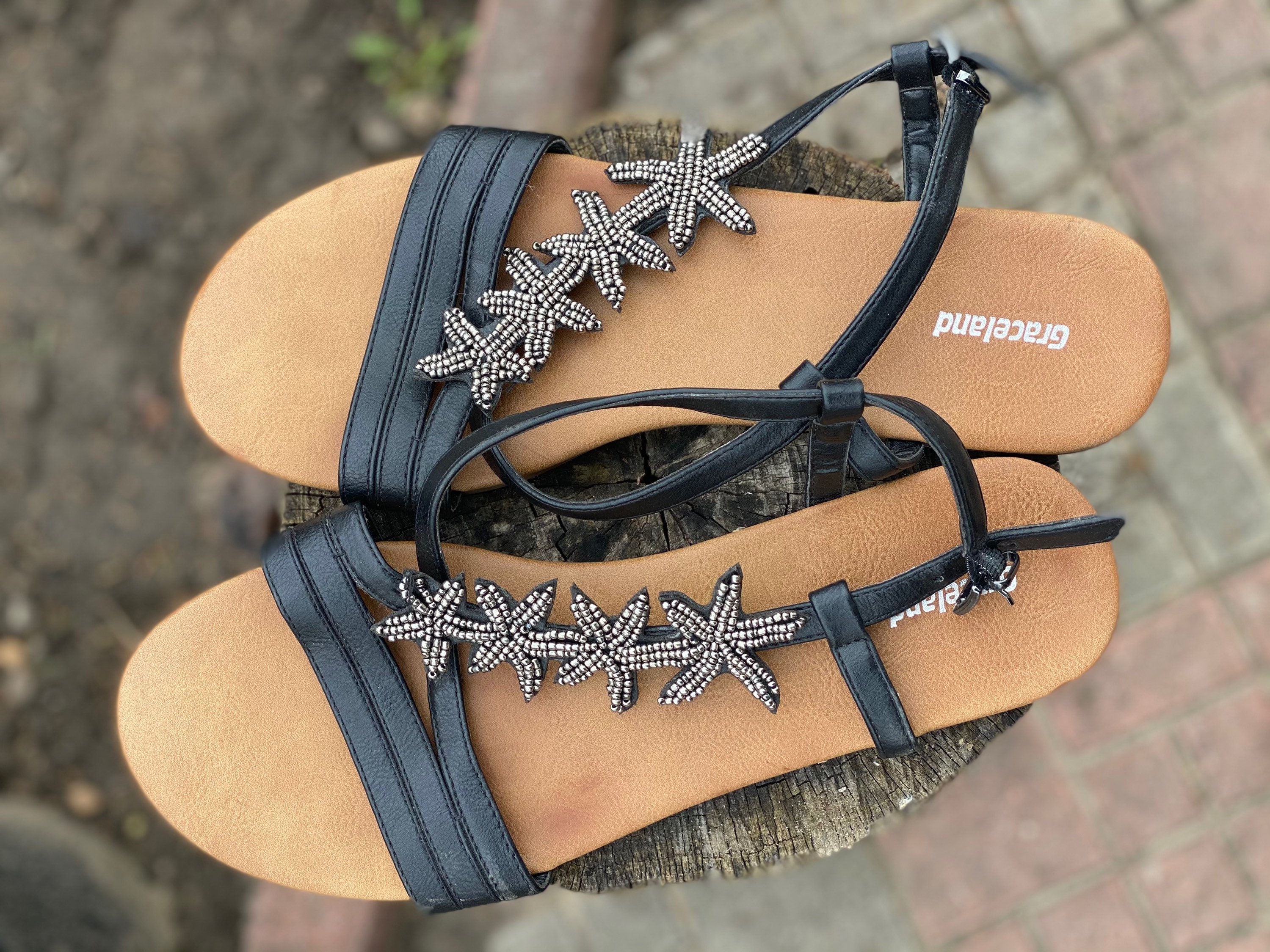 Graceland sandals sales