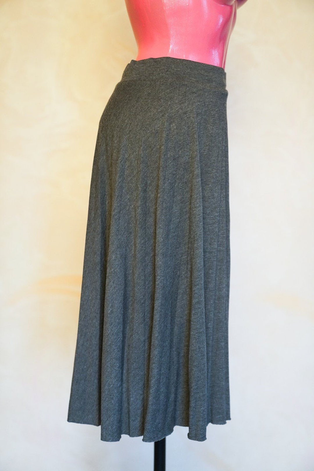 Grey Pleated Skirt, Size M - Etsy