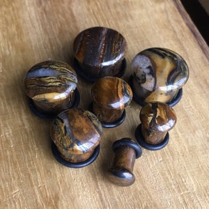PAIR of Single Flare Tiger Iron Organic Stone Plugs with O-Rings - Gauges 4g (5mm) up to 5/8&quot; (16mm) available!