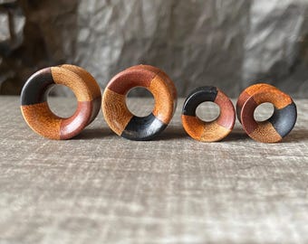 Pair Concave Jackfruit Wood Gauges W/ Areng Wood Center Plugs – 12mm Earlets