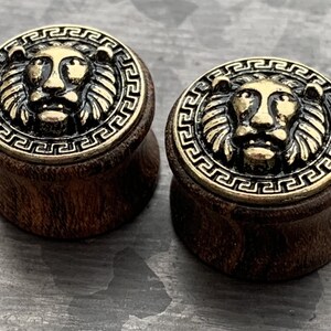 Lobal Domination Antique Gold Lion Wood Saddle Plugs – 10mm – Maze Pattern Rim