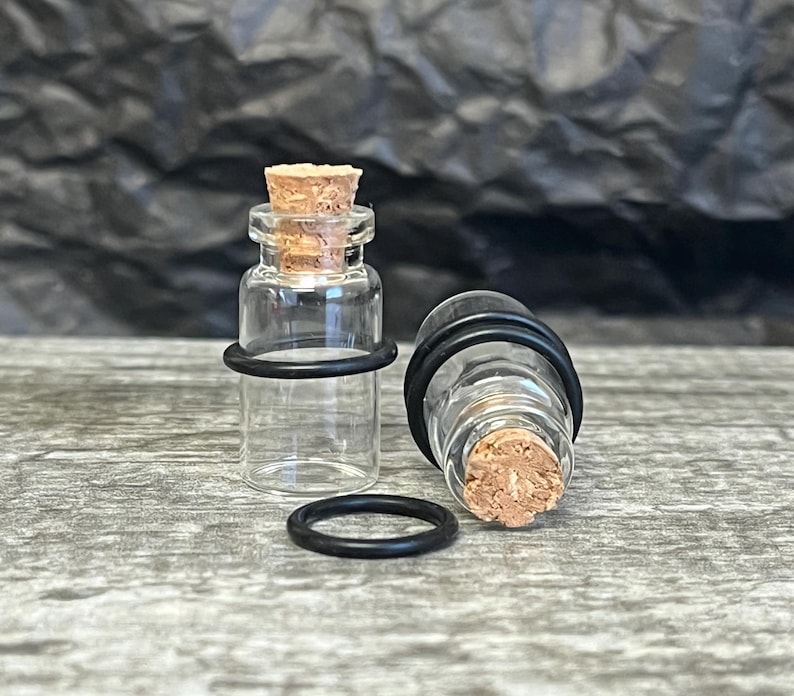 PAIR of Unique Clear Glass Corked Bottle Tunnels/Plugs with O-Rings - Gauges 00g (10mm) thru 5/8" (16mm) available! 画像 1