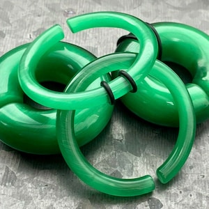 PAIR of Unique Deep Green Cat Eye Large Stone/Glass Hoops Ear Weight Hanging Plugs & O-rings - Gauges 4g (5mm) up to 5/8" (16mm) available!