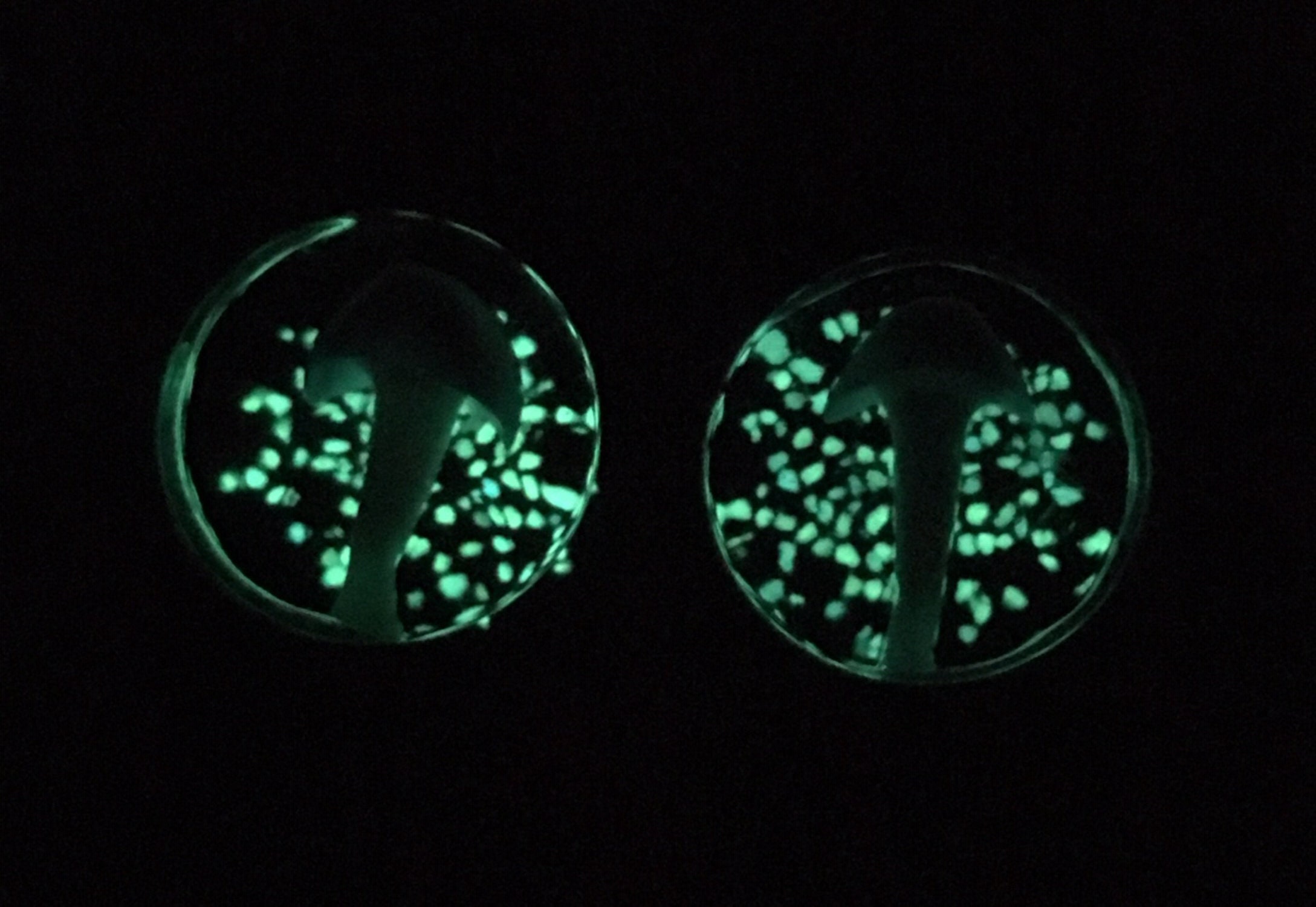 thumbnail image 2 of Glow In The Dark Speckled Glass Plugs | Glass Gauges | Glow Plugs 2 of 10