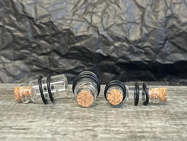 PAIR of Unique Clear Glass Corked Bottle Tunnels/Plugs with O-Rings - Gauges 00g (10mm) thru 5/8" (16mm) available! 画像 3