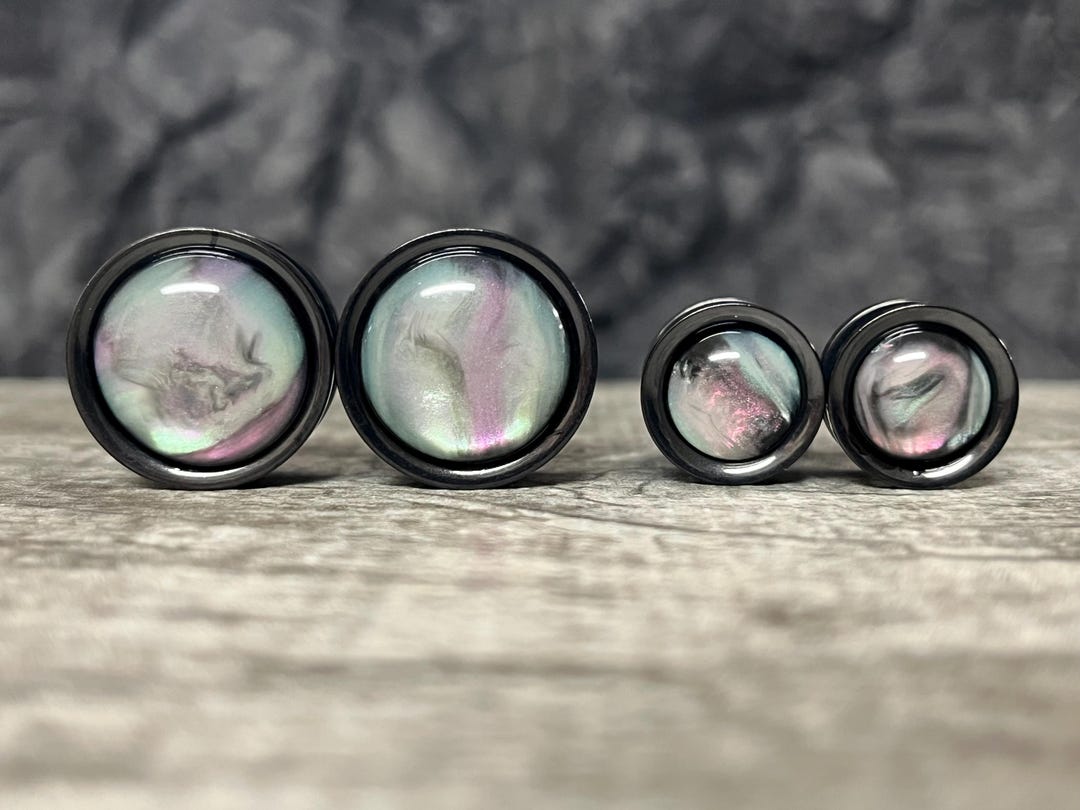 PAIR of Unique Iridescent Shell Black Steel Screw Fit Tunnels Plugs - Etsy