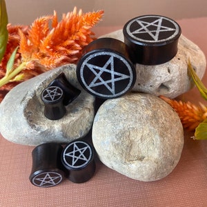 PAIR of Stunning Crystal Quartz Pentagram Inlay Black Wood Saddle Plugs/Tunnels Gauges 0g 8mm thru 1 25mm available image 6