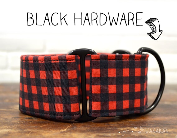 Martingale dog collar model Hipster. Adjustable and handmade with 100% cotton fabric. plaid red and black. Wakakan