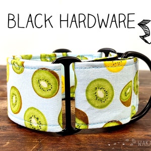 Martingale dog collar Juicy Kiwi. Adjustable and handmade with 100% cotton fabric. kiwifruit pattern, fruit, green Wakakan