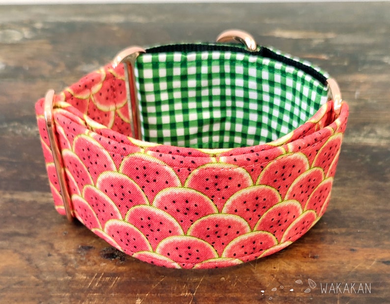 Martingale dog collar model Summer Day. Adjustable and handmade with 100% cotton fabric. Watermelon fruit Wakakan image 5