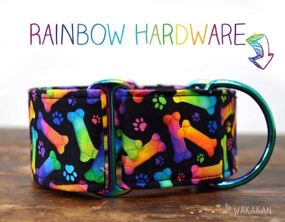 Martingale dog collar model Crazy Bones. Adjustable and handmade with 100% cotton fabric. Rainbow, doggie, hippie. Wakakan