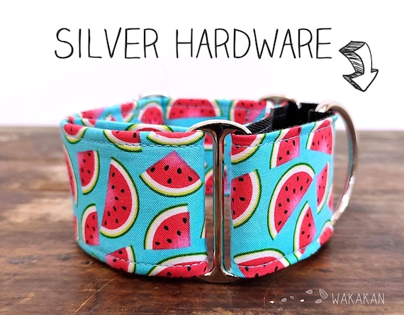 Martingale dog collar model Watermelons. Adjustable and handmade with 100% cotton fabric. watermelon fabric, summer time Wakakan