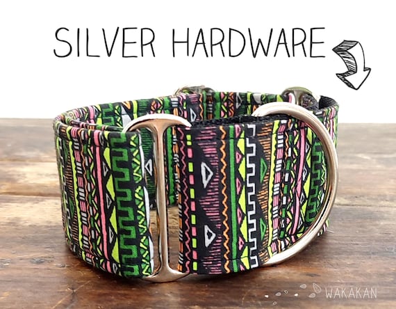 Martingale dog collar model Ethnic Green. Adjustable and handmade with 100% cotton fabric. Rainbow boho pattern. Wakakan