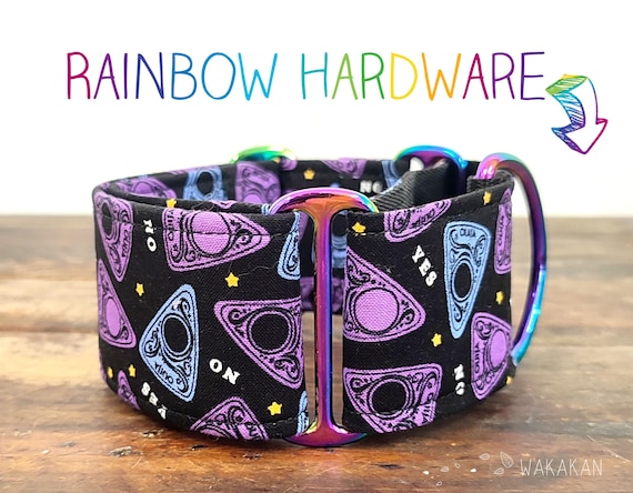 Martingale dog collar model Seance. Adjustable and handmade with 100% cotton fabric. Ouija, magic, spell, witch. Wakakan
