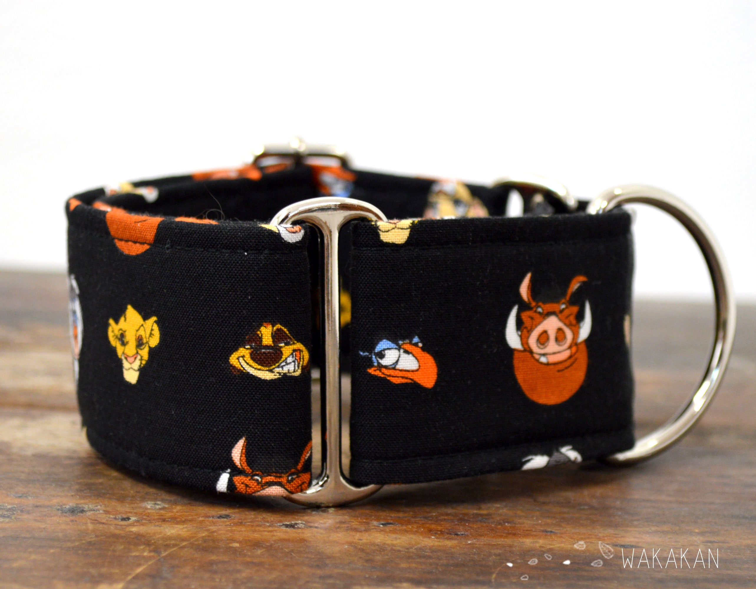 Martingale dog collar model Hakuna Matata. Adjustable and handmade with