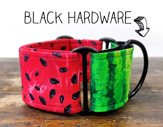 Martingale dog collar model Watermelon. Adjustable and handmade with 100% cotton fabric. watermelon fabric, summer time Wakakan