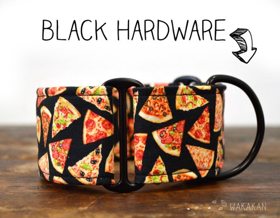 Martingale dog collar Pizza. Adjustable and handmade with 100% cotton fabric. Fast food, yummy. Wakakan