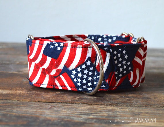 Martingale dog collar model American Heartbeat. Adjustable and handmade with 100% cotton fabric. Hippie peace and loveWakakan