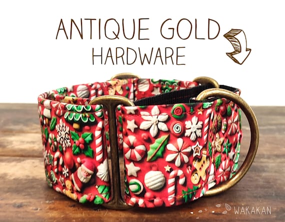 Martingale dog collar model Xmas Town. Adjustable and handmade with 100% cotton fabric. Winter, Santa Claus. Wakakan