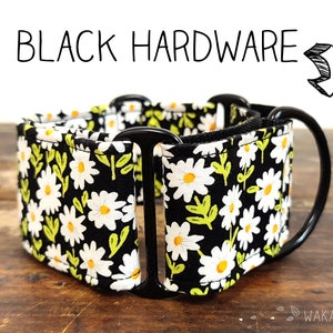 Martingale dog collar model Dayspring. Adjustable and handmade with 100% cotton fabric. Spring flowery, daisy design Wakakan