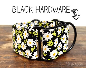 Martingale dog collar model Dayspring. Adjustable and handmade with 100% cotton fabric. Spring flowery, daisy design Wakakan