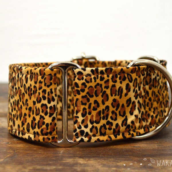 Martingale collar for dog Leopard Animal Print. Handmade with 100% cotton fabric and webbing. Wakakan
