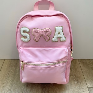 Mochila de nailon personalizada para niños pequeños y preescolares, letras de chenilla, personalizable, 13&quot;, de 2 a 5 años