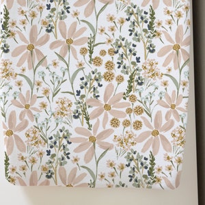 Nursery Bedding - Daisy Dreams