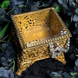 Antique 1900&#39;s Freemasons Beveled Glass Gilt Ormolu Bronze Jewelry Trinket Casket Box Signed Royal Manufacturing Company