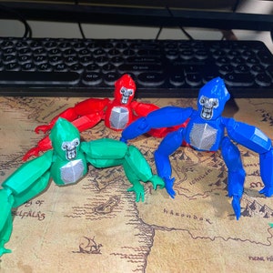 ¡JEFFLINGS! MINI Spider Gorilla Tag Fidget Articulado con Sombrero. Mini Spider Monje Rojo, Azul y Verde. ¡Un Juguete Terrorífico para Decorar Tartas!