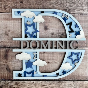 Estrellas y nubes arte de pared de madera con letras personalizadas - 2 tamaños pintados a mano en cualquier color