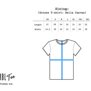 以下が含まれることがあります： 白のユニセックスTシャツとサイズ表。XSから3XLまでのサイズの測定値を示し、長さは68.6〜83.8cm、幅は41.9〜71.1cmです。「HUMBL Tee CLOTHING CO.」のブランドロゴが下にあります。