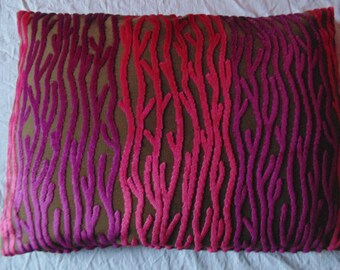 Designers guild / William Yeoward Fabric Cushion Cover Elba Cassis / pillow