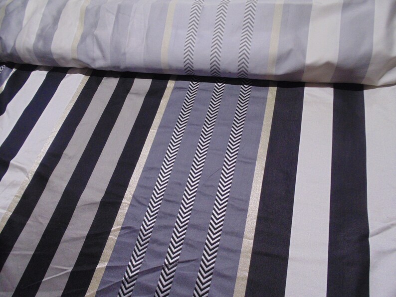 Designers Guild Fabric Hiranya Noir Per yard FDG219204