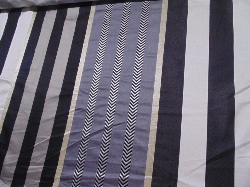 Designers Guild Fabric Hiranya Noir Per yard FDG219204