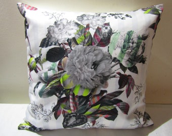 Designers Guild & Christian Lacroix fabric Parvenue Rosee Cushion Cover D2